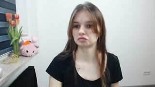 vivien_slender - [Video] feetshow nails cute sexmachine