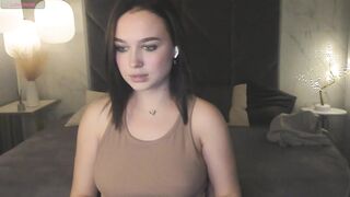 MaryDreaminess - [Stripchat] small-tits-young recordable-publics petite-young brunettes-young