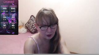 MargotLot - [Stripchat] fingering petite-white dirty-talk interactive-toys-milfs