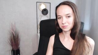 Alice_xWild - [Stripchat] dirty-talk erotic-dance petite-white brunettes-young