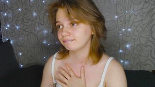 Sweet_Emma019 - [Strip Video] petite big-ass-white handjob topless