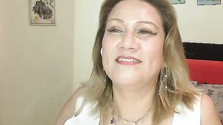 yayita_mature - [Strip Video] nylon nylon small-audience bbw-blondes