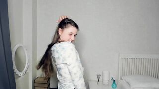 nastyglare - [Video] twerking punish hugeass nudity